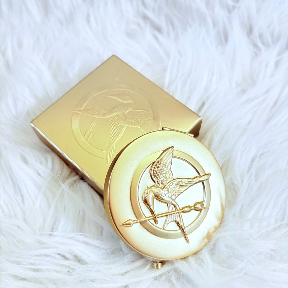Storybook Cosmetics Gold Highlighter